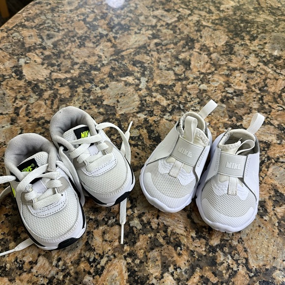 Nike Baby Shoes 4C - Picture 1 of 8